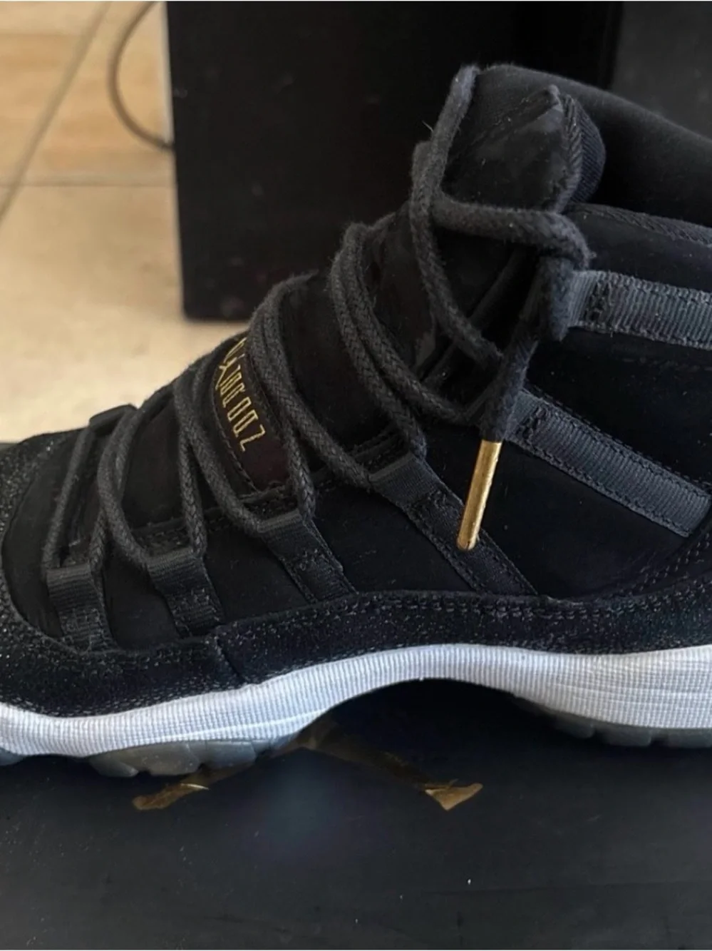Nike Air Jordan 11 (Singray) Size 5.5y